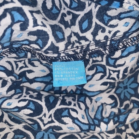 J. McLaughlin Shirt Women’s Size Medium Catalina Blue Long Sleeve Button Up - Picture 7 of 7